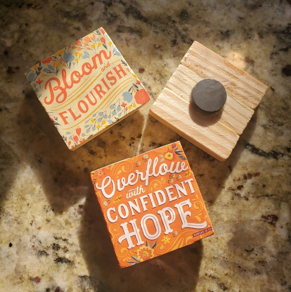 Home Decor, Magnets - Picture 2 of 2